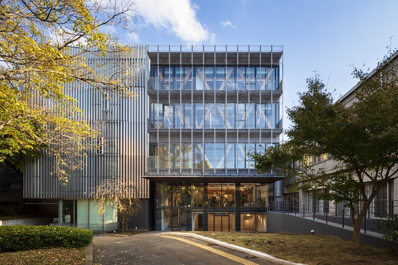 東京藝術大学国際交流棟Hisao＆Hiroko TAKI PLAZA ウッドデザイン賞